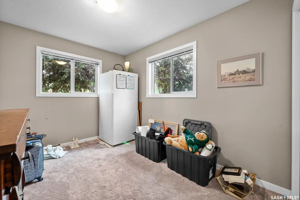 1220 Empress Street Regina SK S4T 1G7