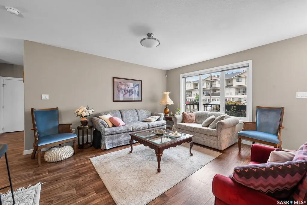 1220 Empress Street Regina SK S4T 1G7