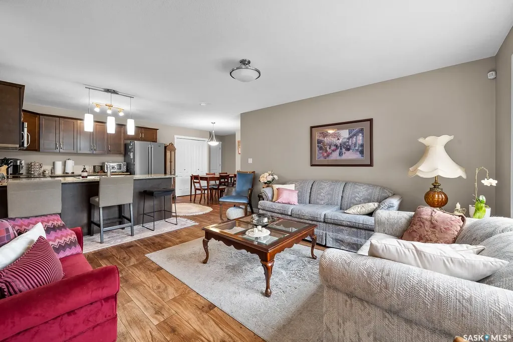 1220 Empress Street Regina SK S4T 1G7