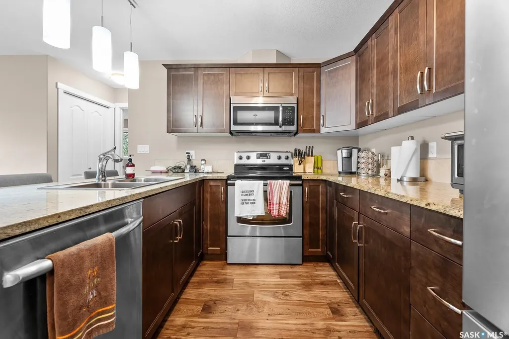 1220 Empress Street Regina SK S4T 1G7