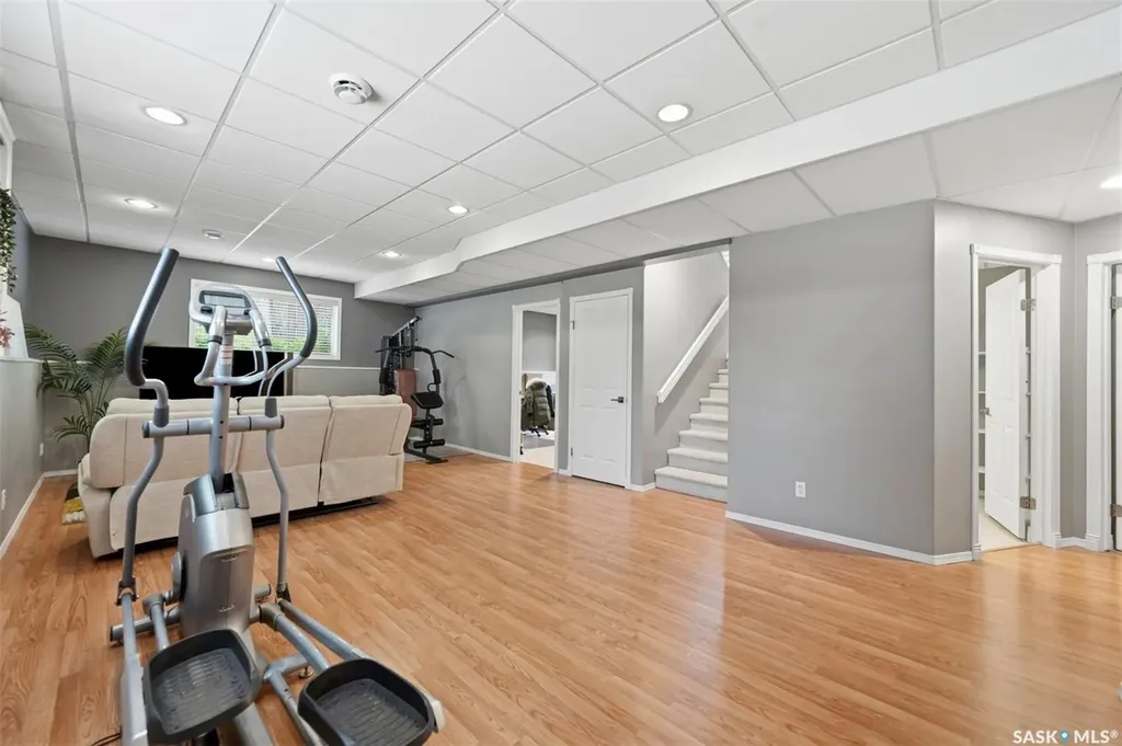 738 Wright Crescent Saskatoon SK S7N 4T8