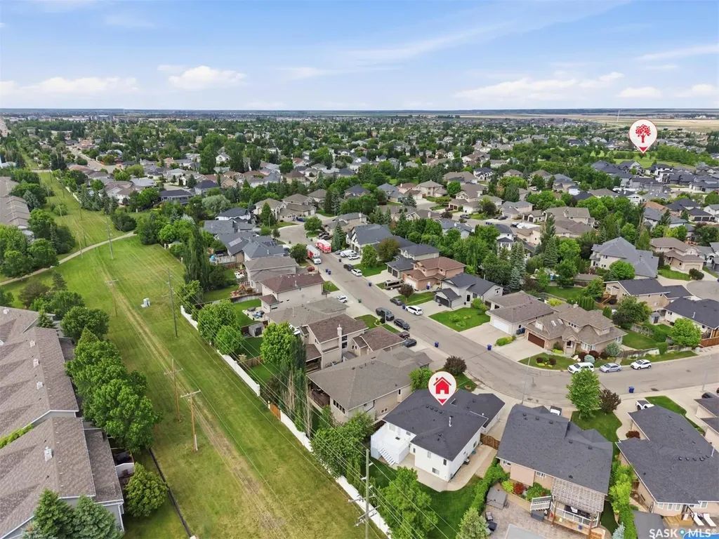 738 Wright Crescent Saskatoon SK S7N 4T8