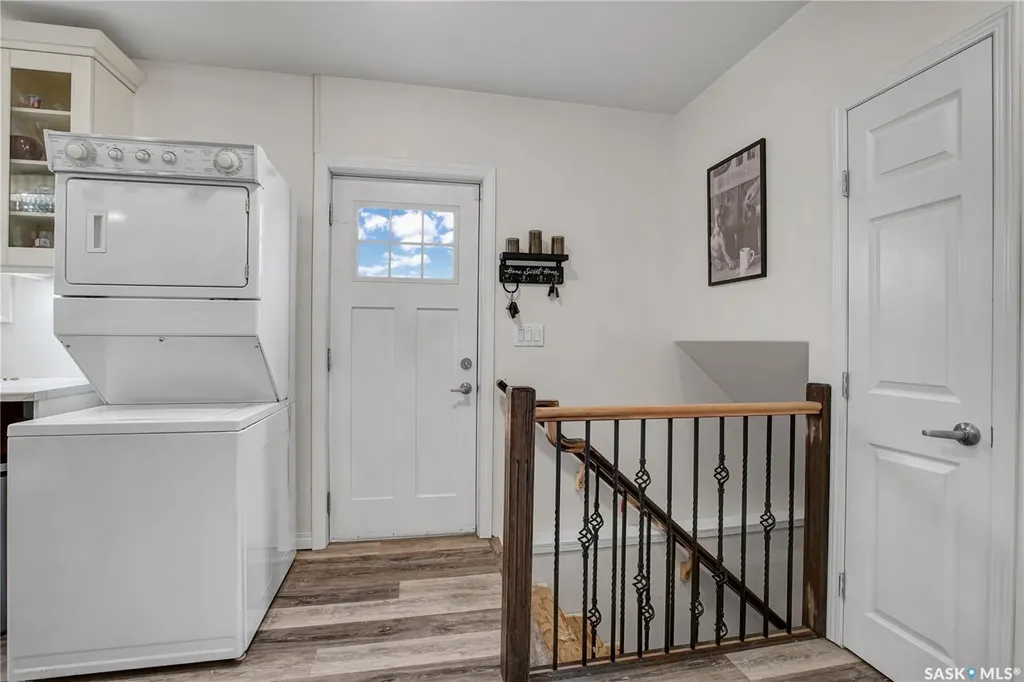 2524 Kelvin Avenue Saskatoon SK S7J 0T7
