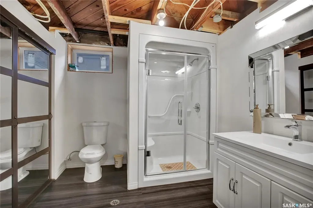 2524 Kelvin Avenue Saskatoon SK S7J 0T7
