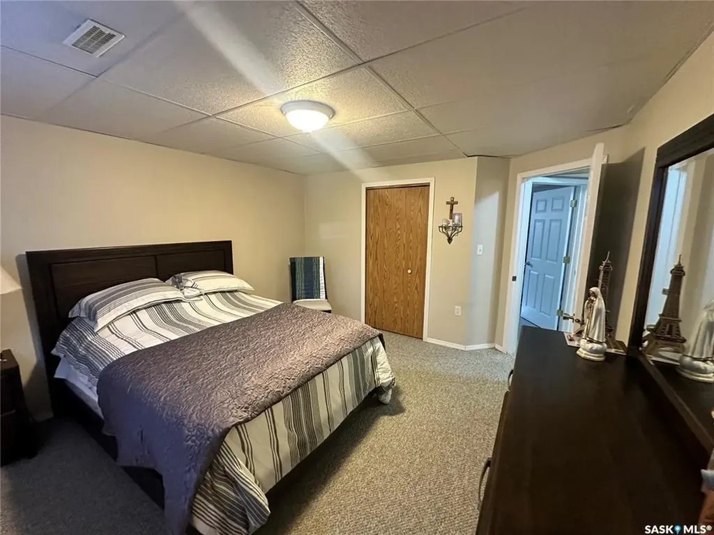 48 Eisenhower Street Redvers SK S0C 2H0