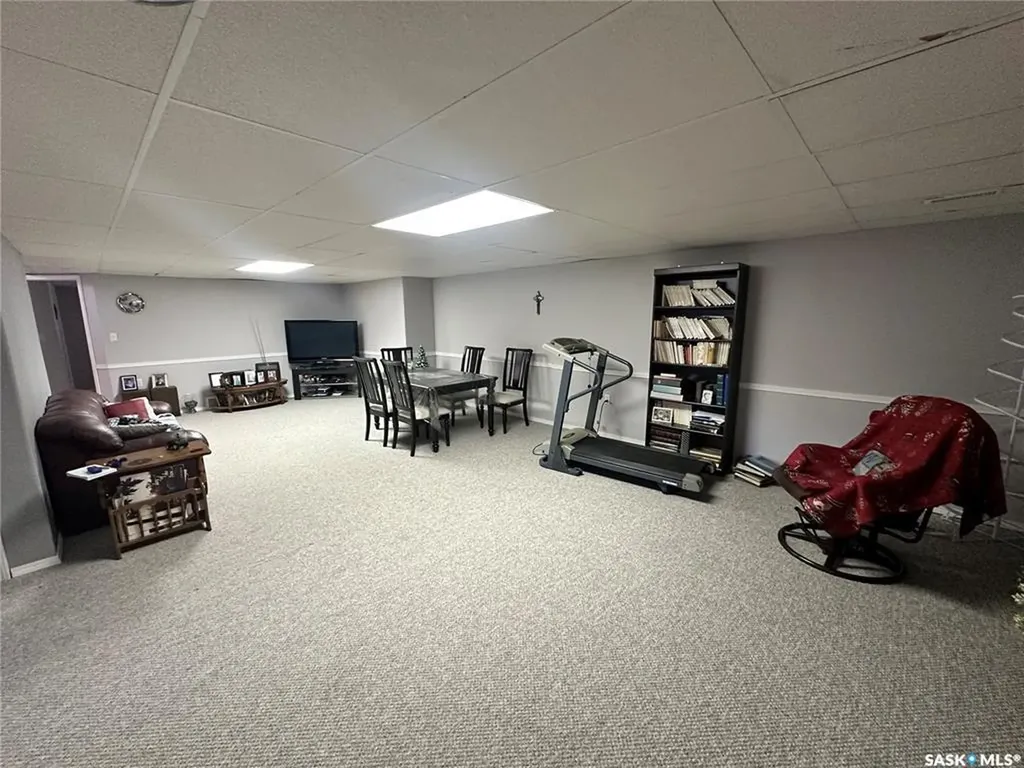 48 Eisenhower Street Redvers SK S0C 2H0