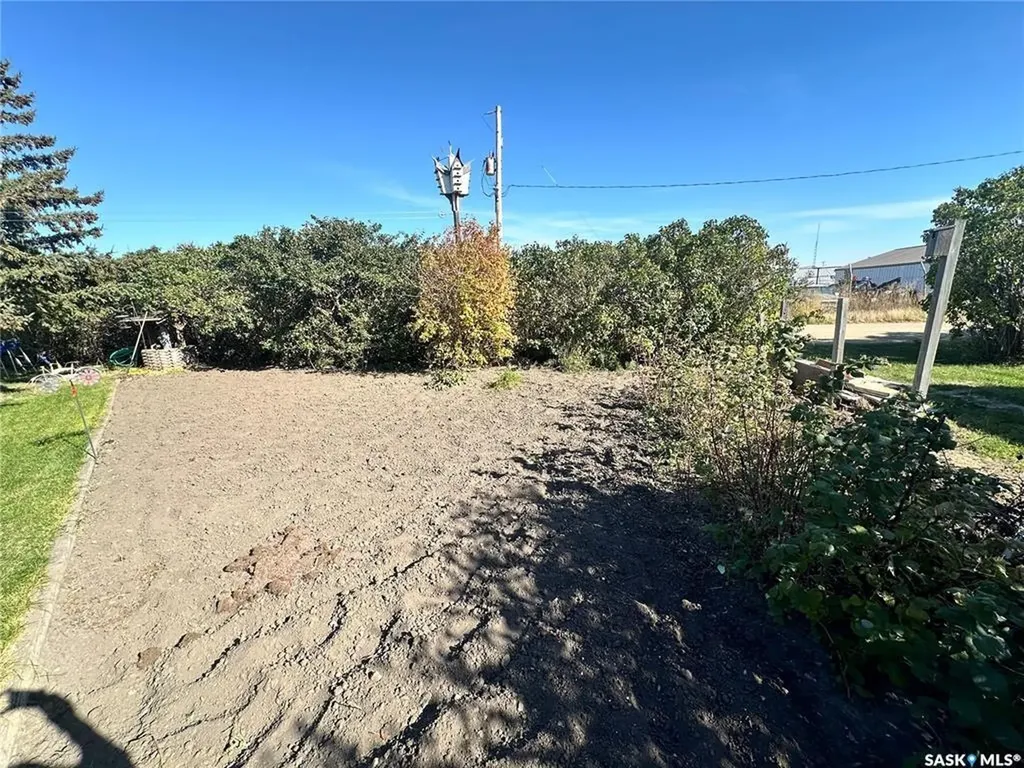 48 Eisenhower Street Redvers SK S0C 2H0