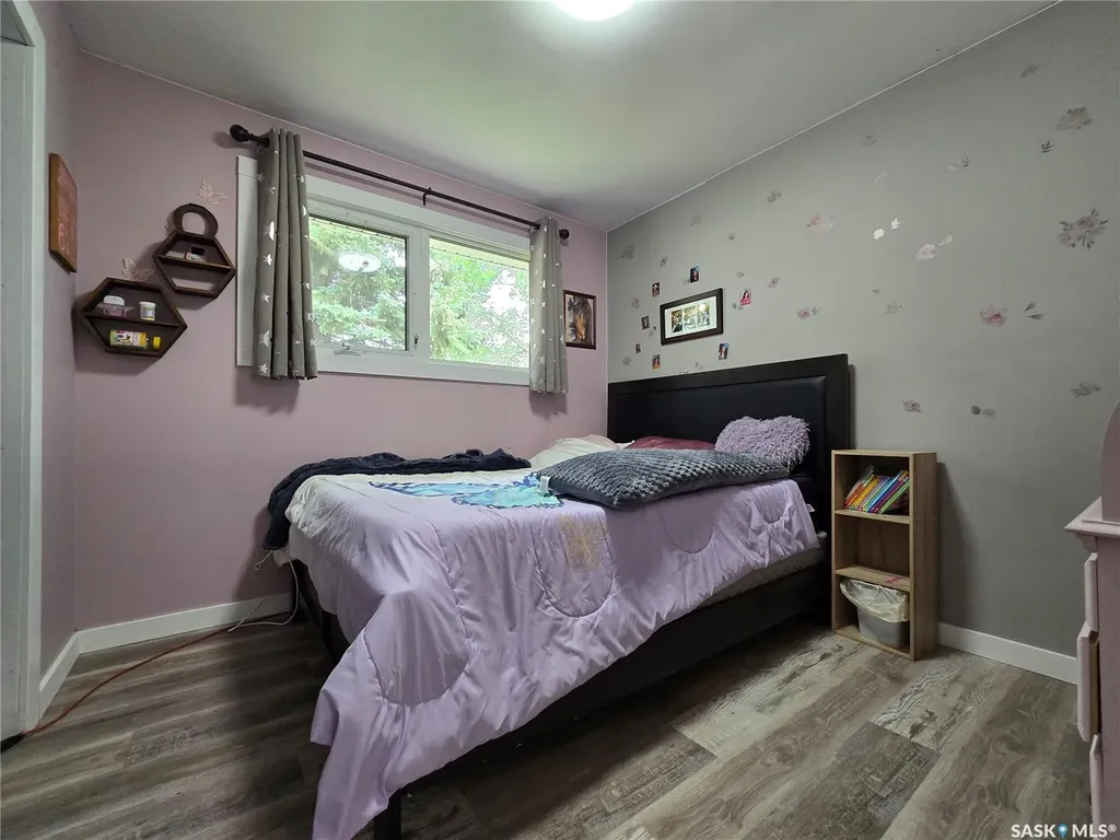 619 Brimacombe Drive Weyburn SK S4H 2P3