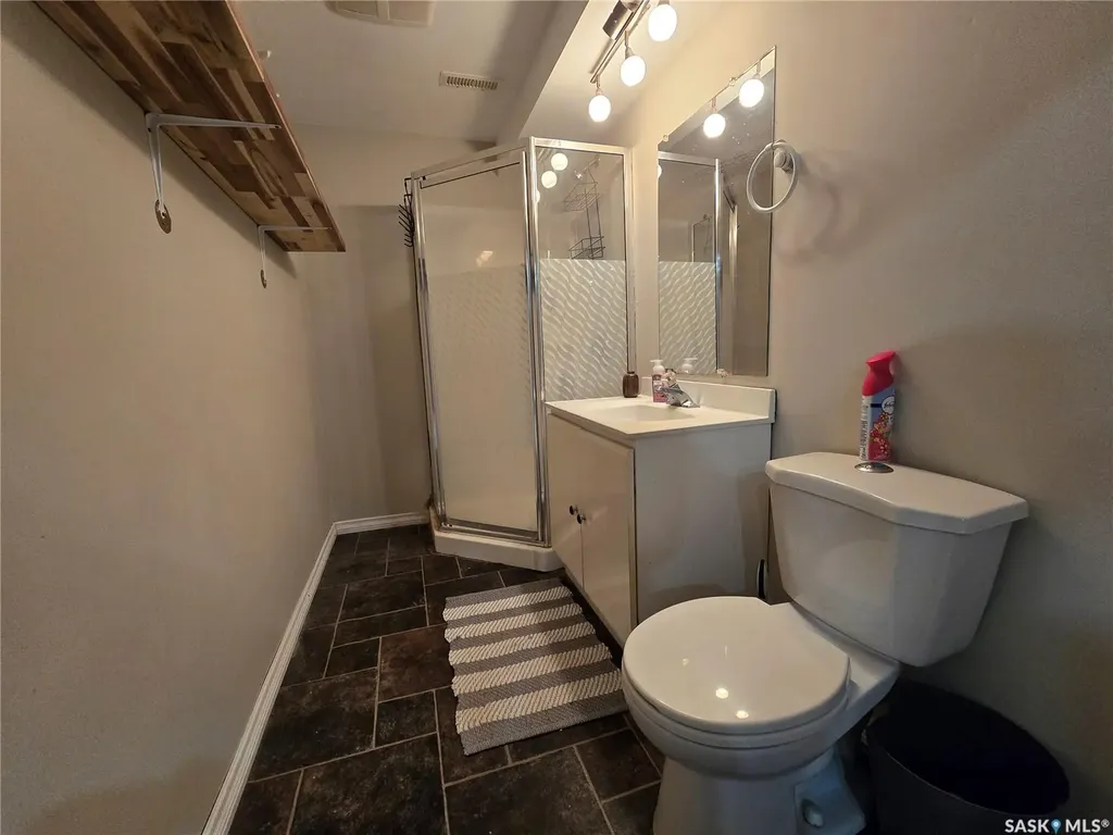 619 Brimacombe Drive Weyburn SK S4H 2P3