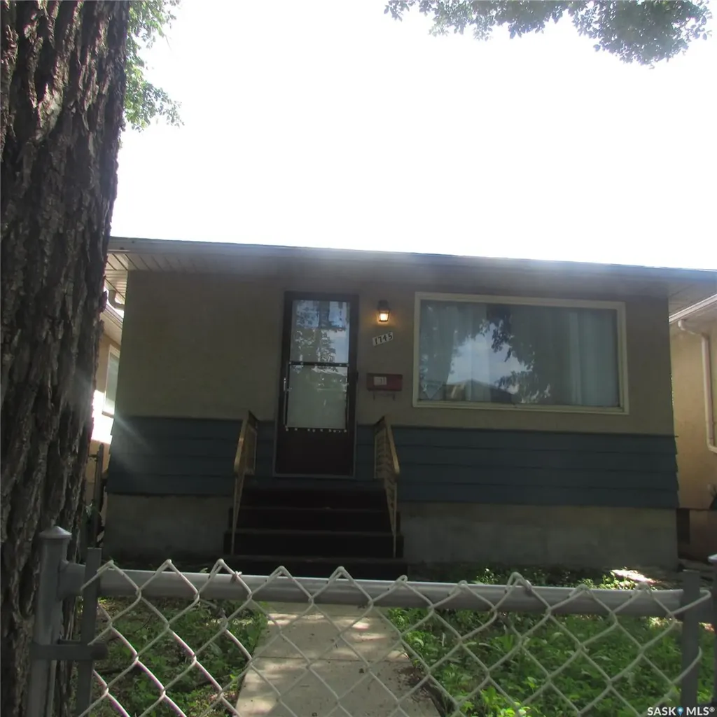 1745 Quebec Street Regina SK S4P 1J4