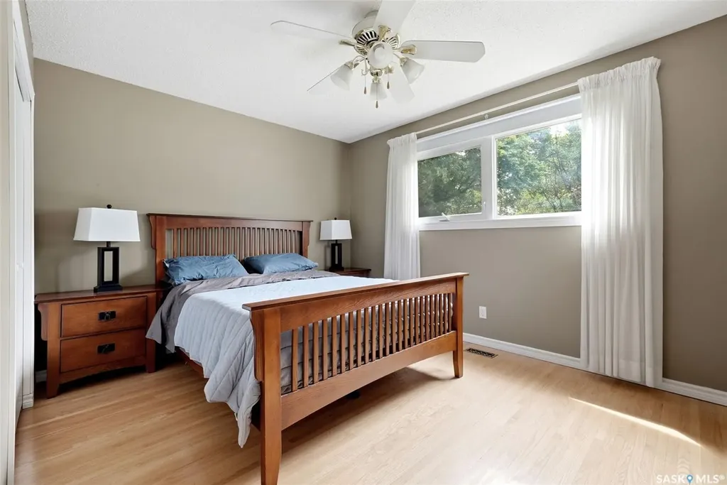 2305 Parliament Avenue Regina SK S4S 4G5