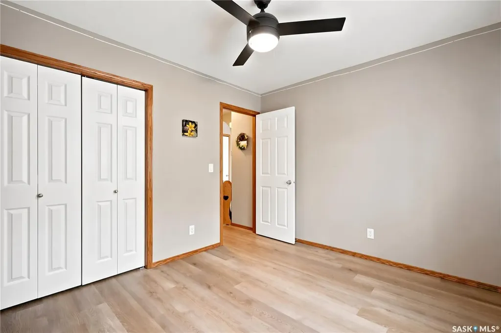 3039 Cranbourn Crescent Regina SK S4V 3B3