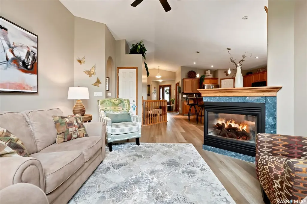 3039 Cranbourn Crescent Regina SK S4V 3B3