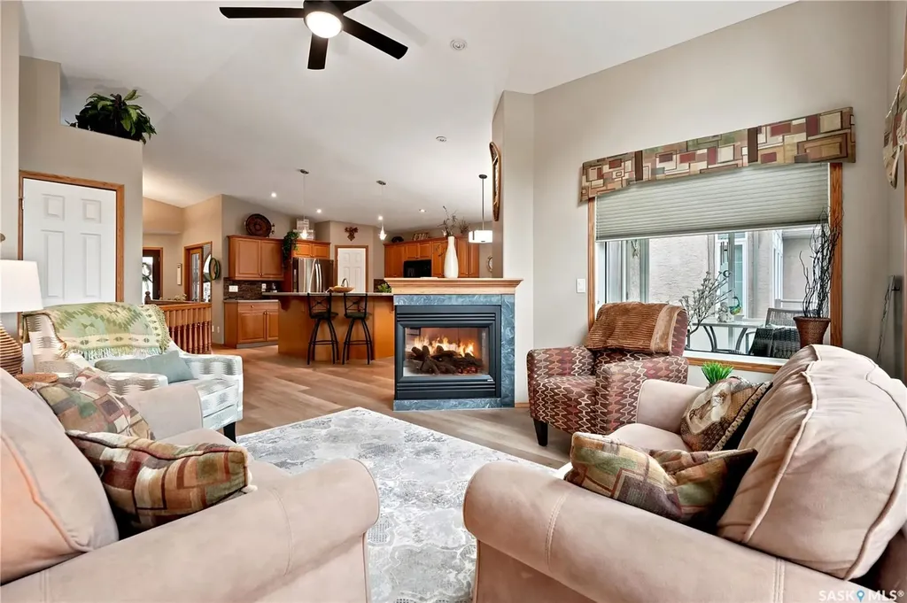 3039 Cranbourn Crescent Regina SK S4V 3B3