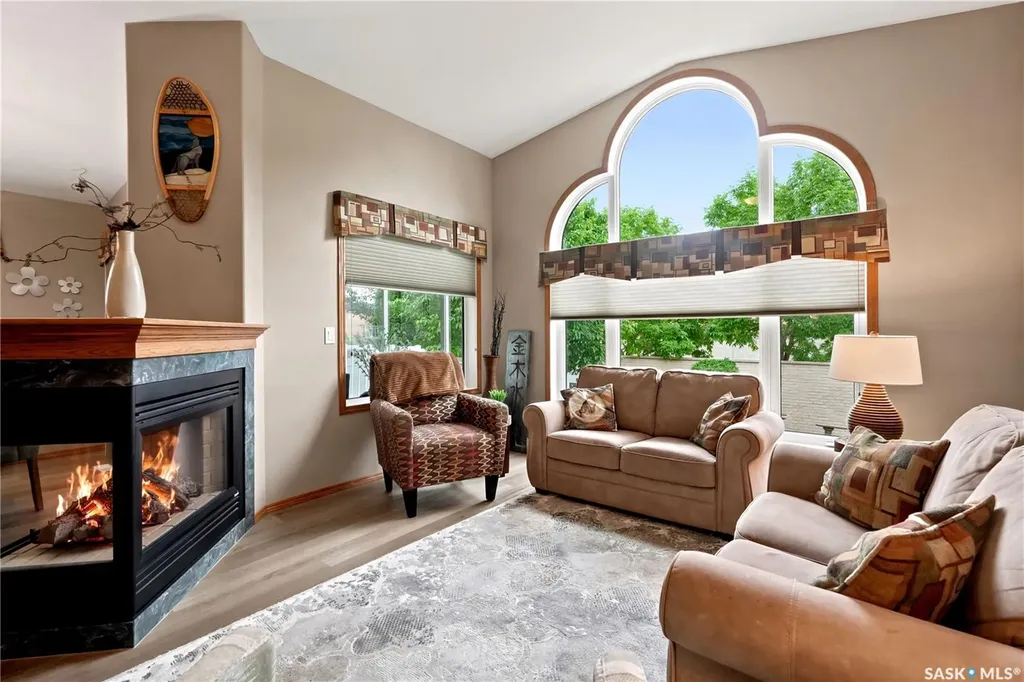 3039 Cranbourn Crescent Regina SK S4V 3B3