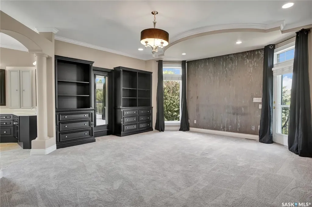 218 Horlick Crescent Saskatoon SK S7N 4R5
