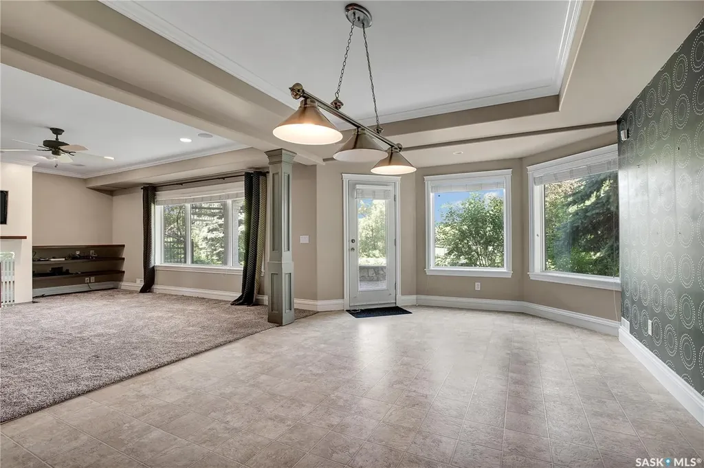 218 Horlick Crescent Saskatoon SK S7N 4R5