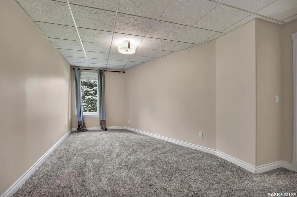 218 Horlick Crescent Saskatoon SK S7N 4R5