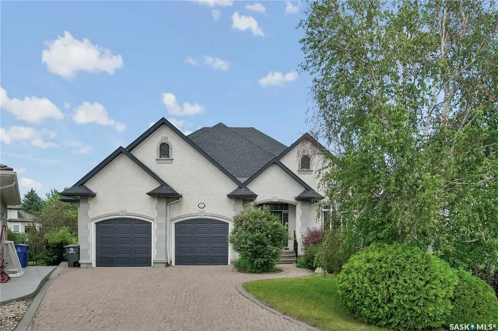 218 Horlick Crescent Saskatoon SK S7N 4R5