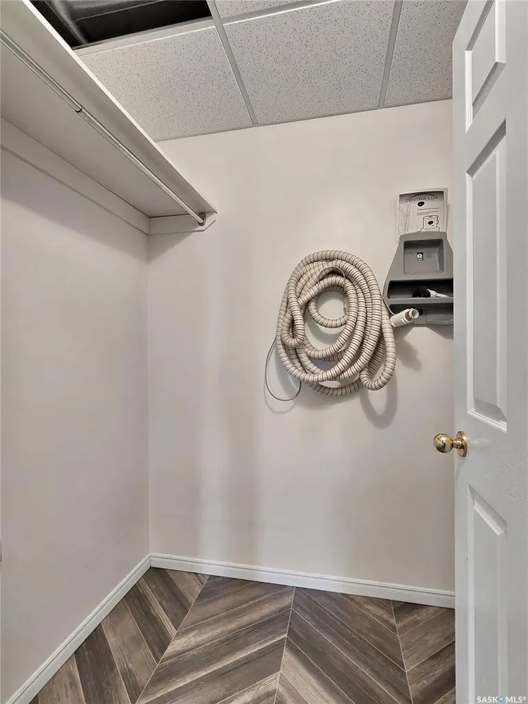 218 Horlick Crescent Saskatoon SK S7N 4R5