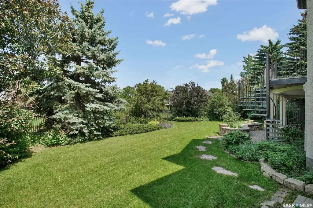 218 Horlick Crescent Saskatoon SK S7N 4R5