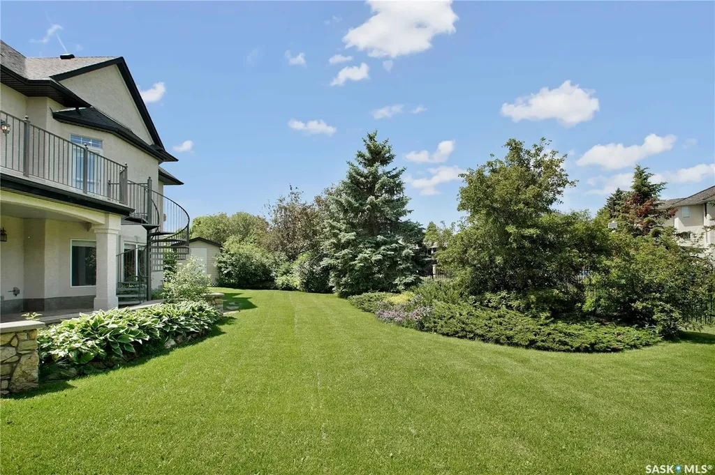 218 Horlick Crescent Saskatoon SK S7N 4R5
