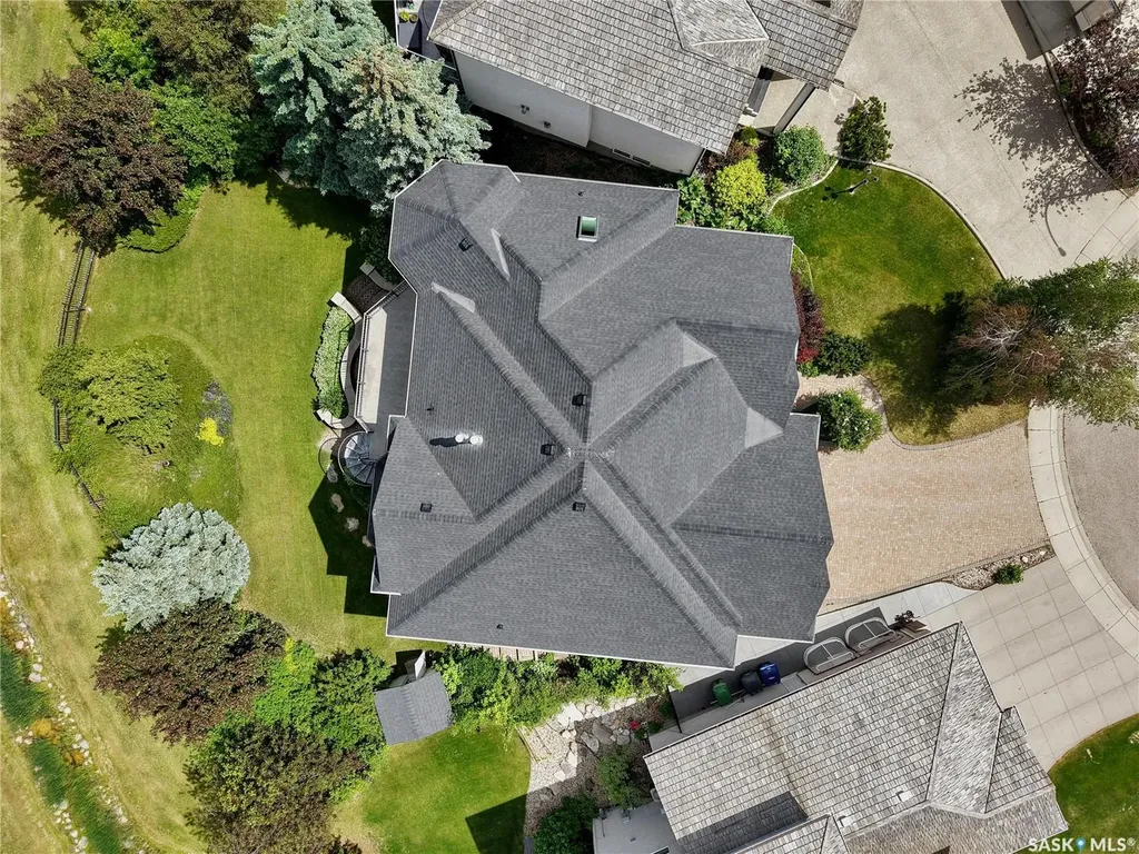 218 Horlick Crescent Saskatoon SK S7N 4R5