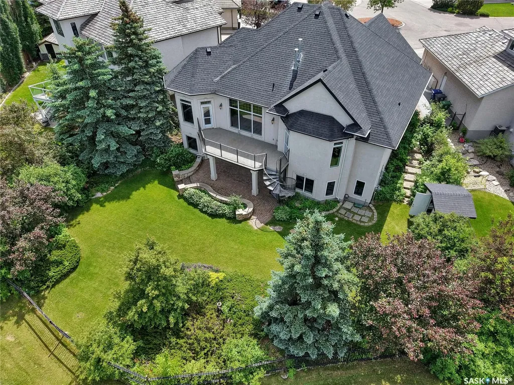 218 Horlick Crescent Saskatoon SK S7N 4R5