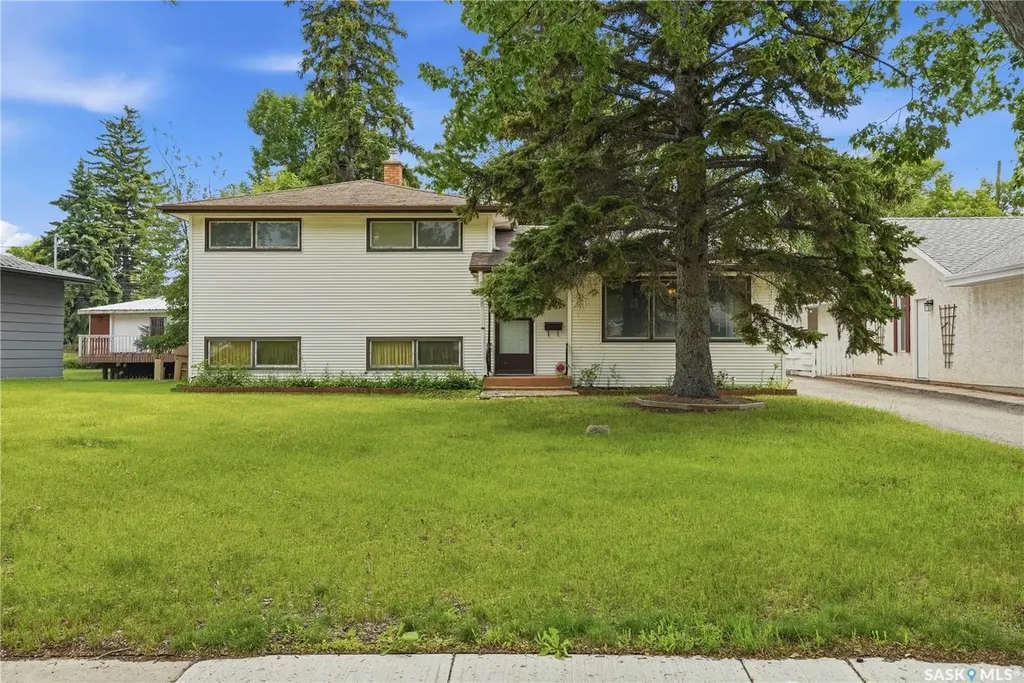3815 Hill Avenue Regina SK S4S 0X4