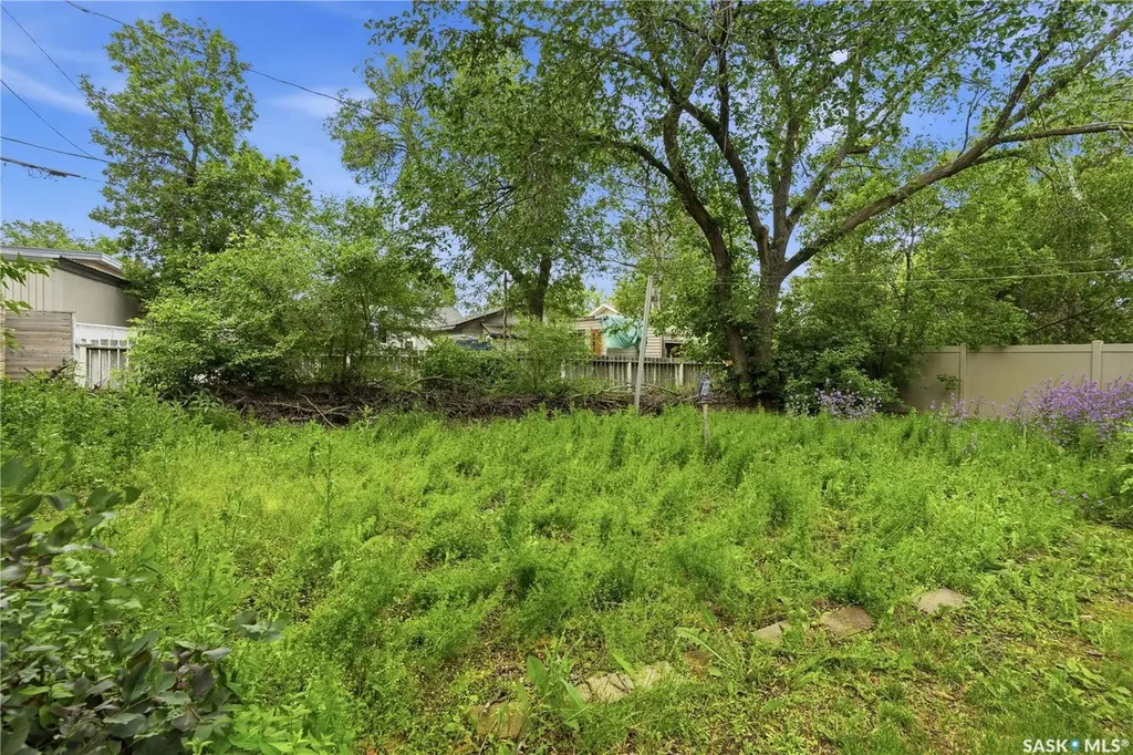 3815 Hill Avenue Regina SK S4S 0X4