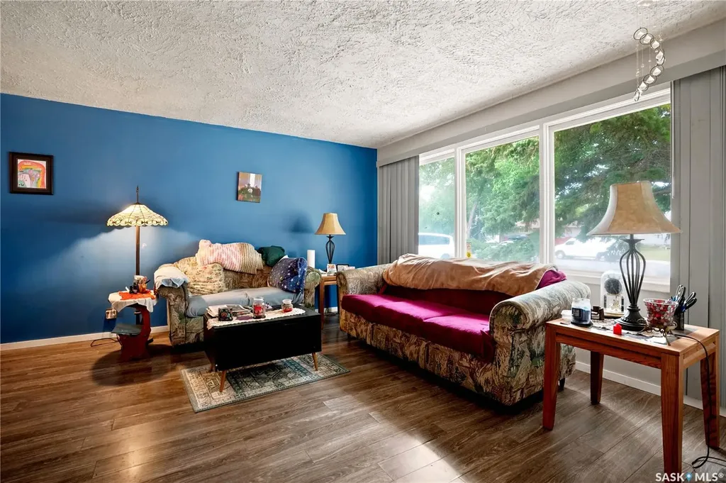 3815 Hill Avenue Regina SK S4S 0X4