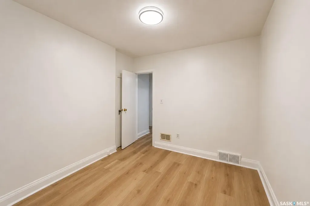 616 I Avenue S Saskatoon SK S7M 1Y8