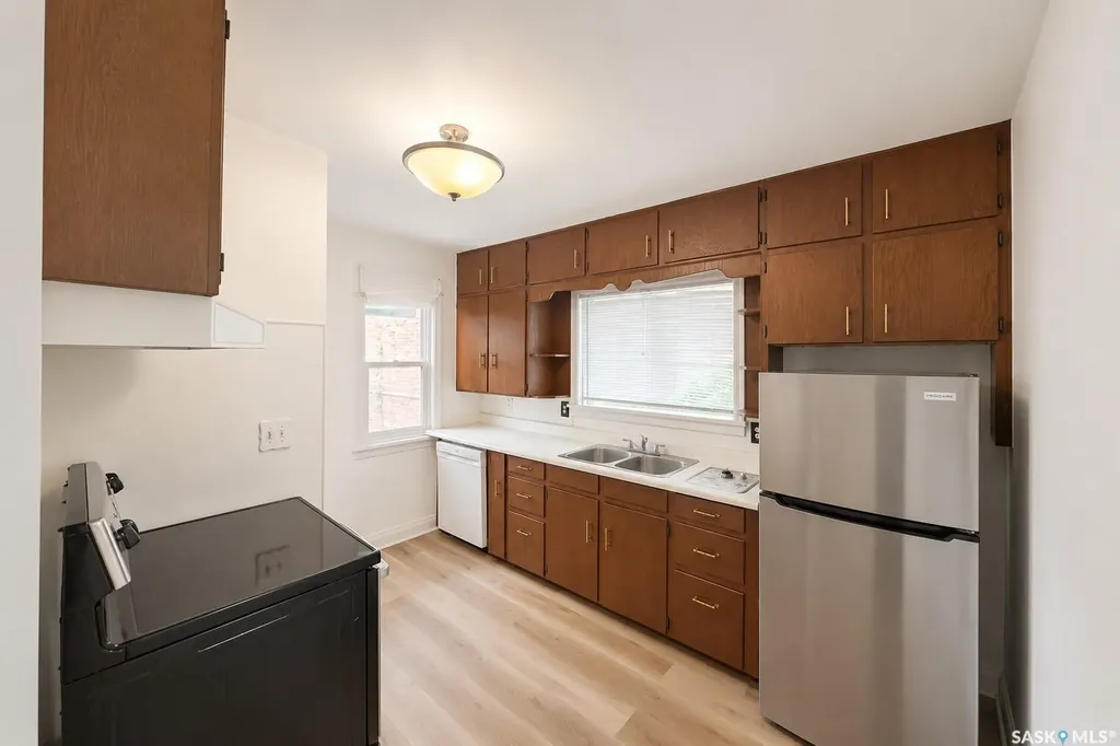 616 I Avenue S Saskatoon SK S7M 1Y8