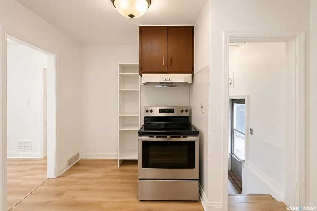 616 I Avenue S Saskatoon SK S7M 1Y8
