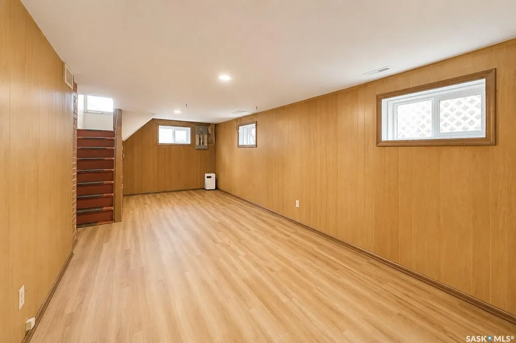 616 I Avenue S Saskatoon SK S7M 1Y8
