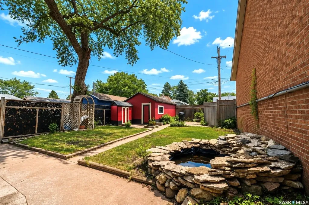 616 I Avenue S Saskatoon SK S7M 1Y8