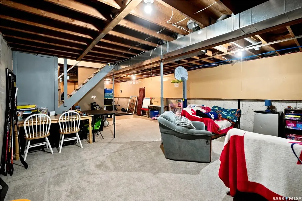 109 Church Drive Regina SK S4X 1L7