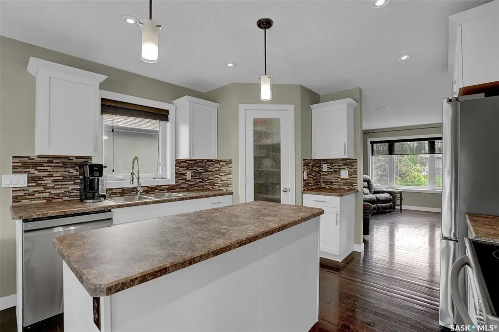 25 Emerald Hill Drive White City SK S4L 0B4