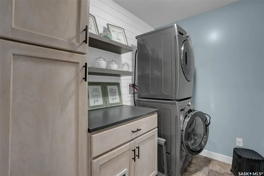 25 Emerald Hill Drive White City SK S4L 0B4
