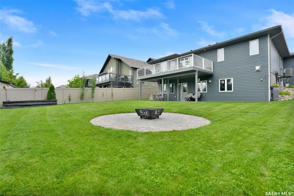 25 Emerald Hill Drive White City SK S4L 0B4
