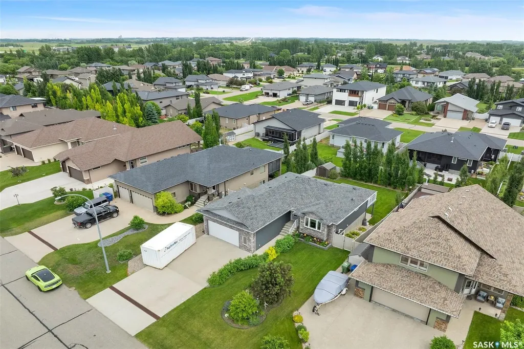25 Emerald Hill Drive White City SK S4L 0B4