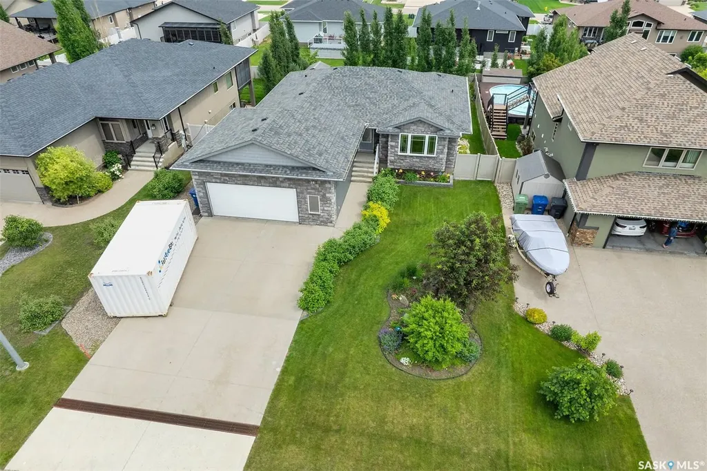 25 Emerald Hill Drive White City SK S4L 0B4