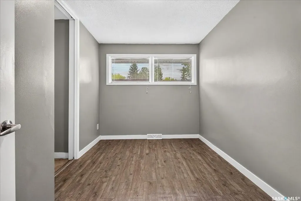 1837 Grant Drive Regina SK S4S 4V5