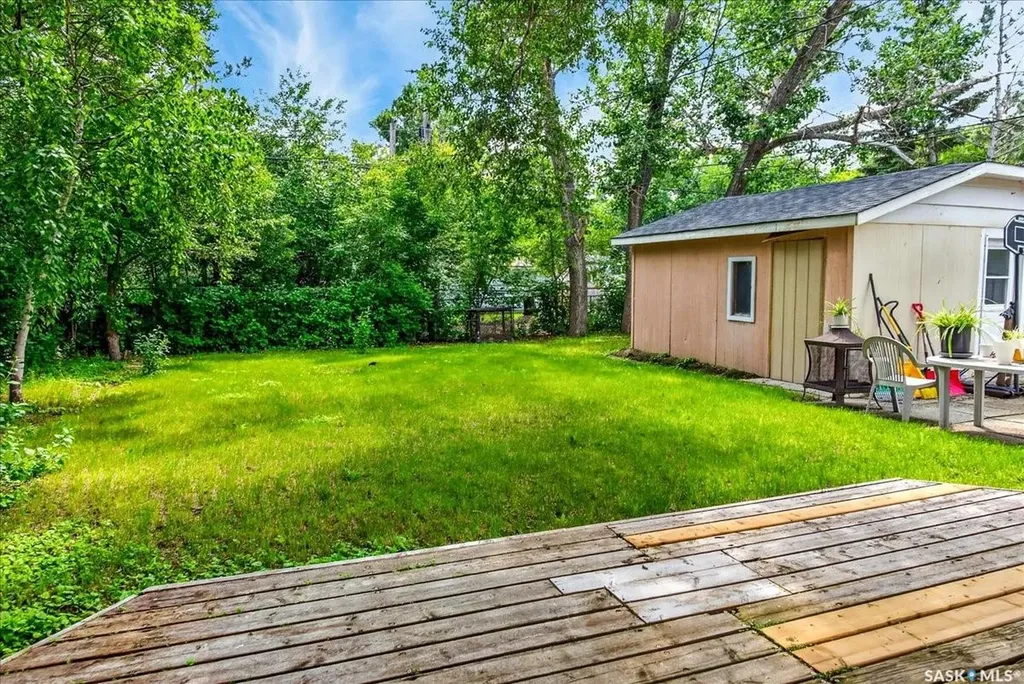 1837 Grant Drive Regina SK S4S 4V5