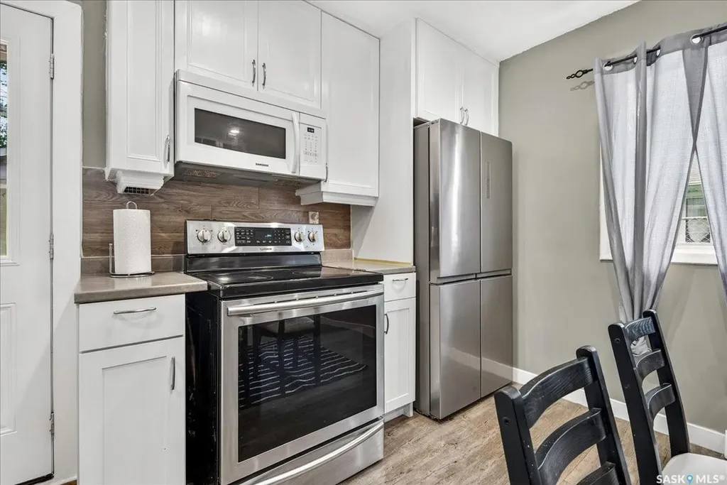 1837 Grant Drive Regina SK S4S 4V5