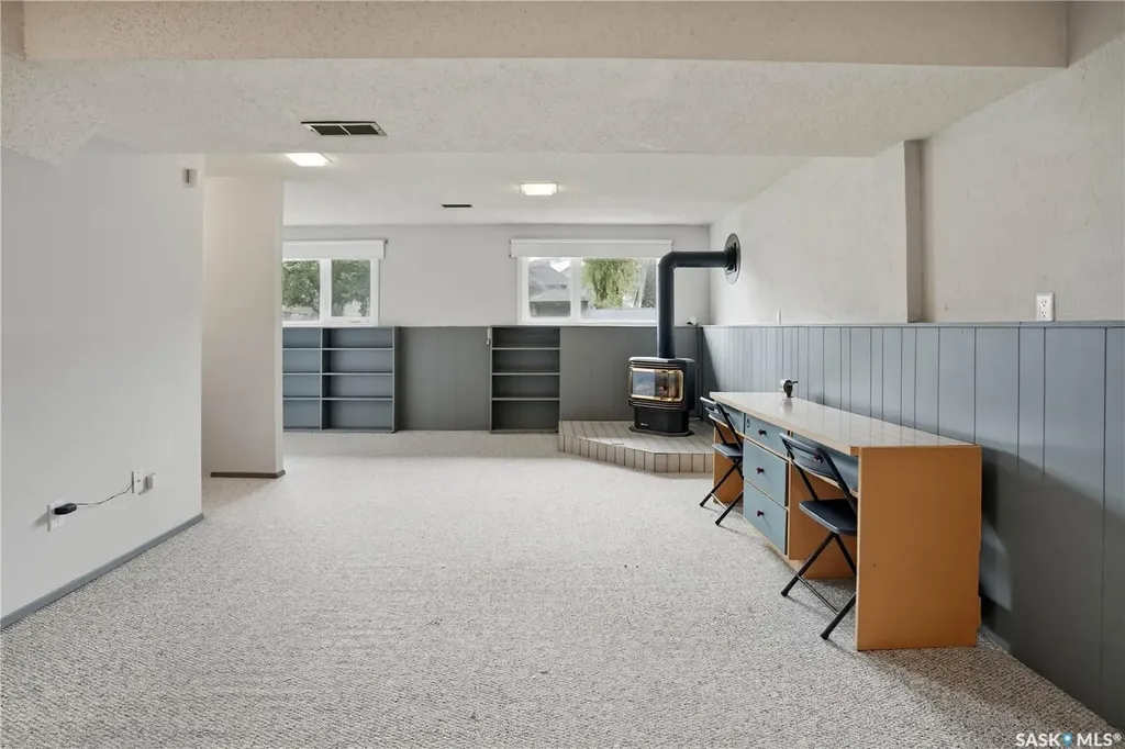 1811 Bowers Drive North Battleford SK S9A 3A3