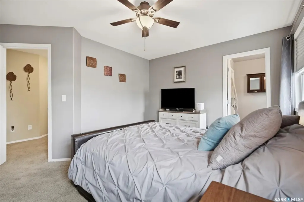 306 Denham Court Saskatoon SK S7K 1E5