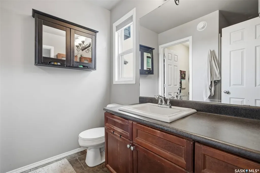 306 Denham Court Saskatoon SK S7K 1E5