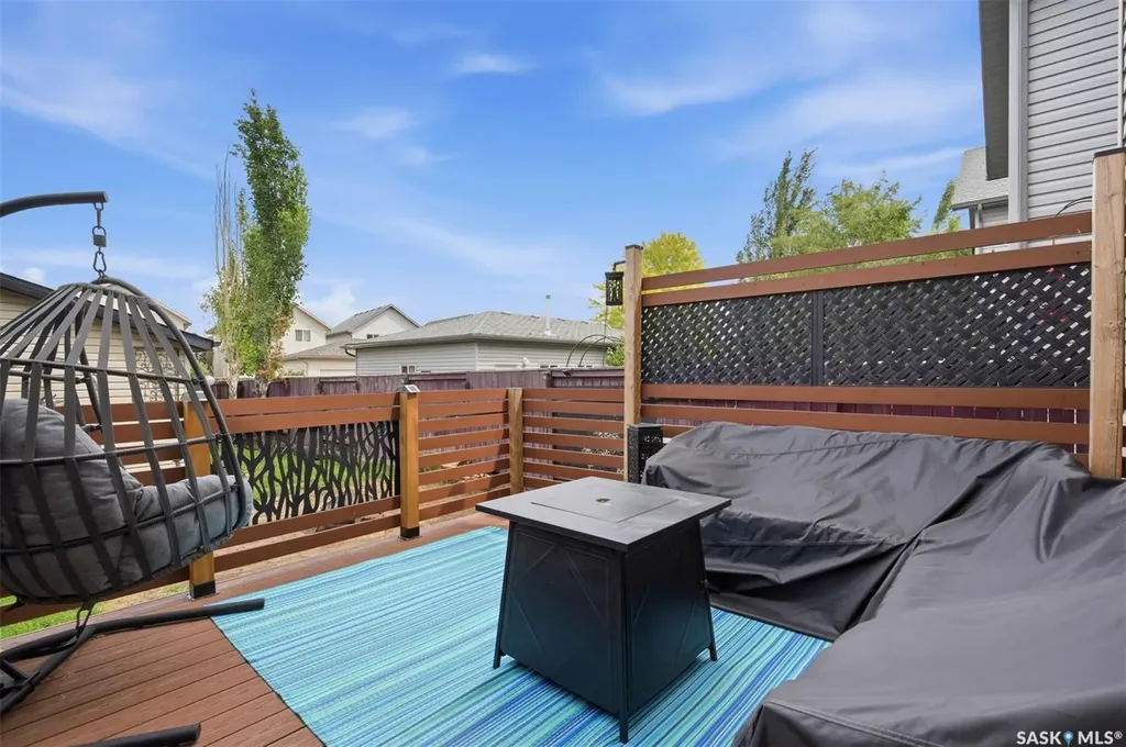 306 Denham Court Saskatoon SK S7K 1E5