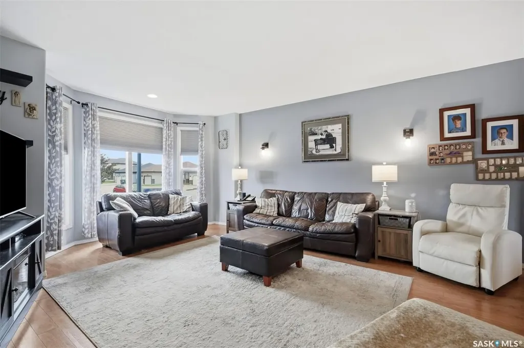 306 Denham Court Saskatoon SK S7K 1E5